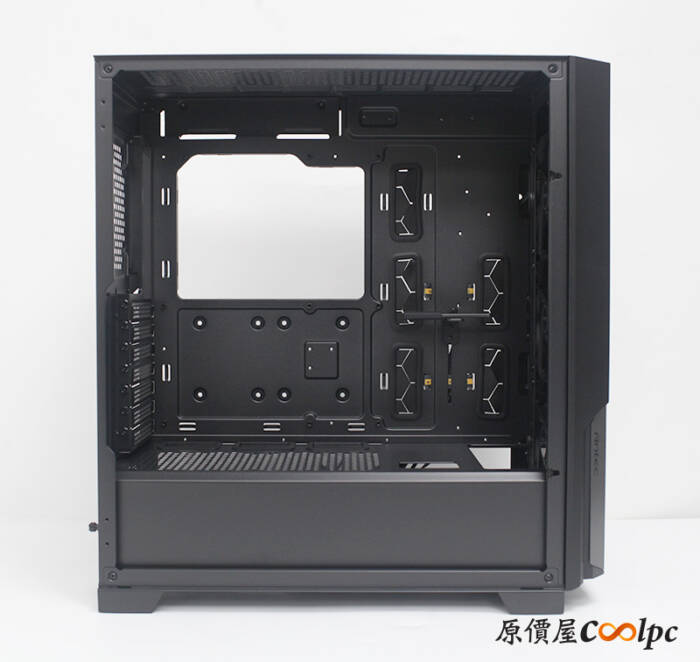 開箱】E-ATX、質感面板，有身材又有長相！Antec P20C ARGB/P20CE機殼